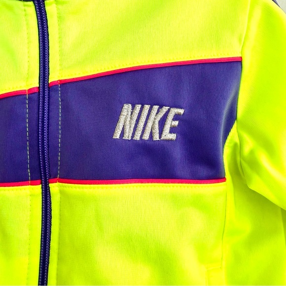 🫟NIKE Neon Green and Purple Toddler Girl Sweatsuit Set Size 5 - Picture 3 of 7
